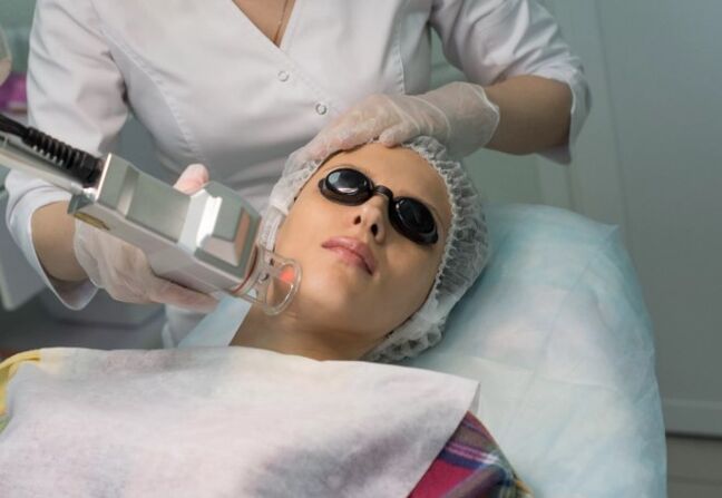 Rajeunissement au laser sur le terrain